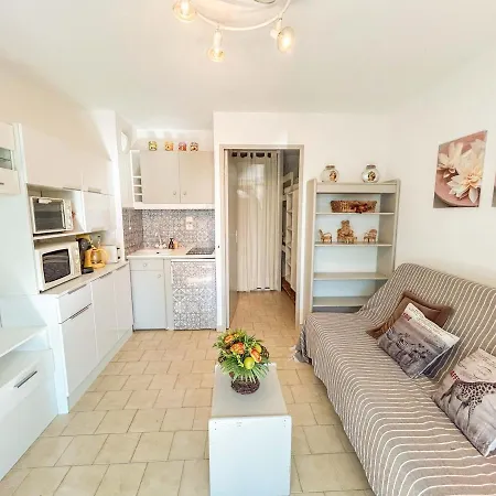 Apartment En Rez-de-jardin A - Parking *